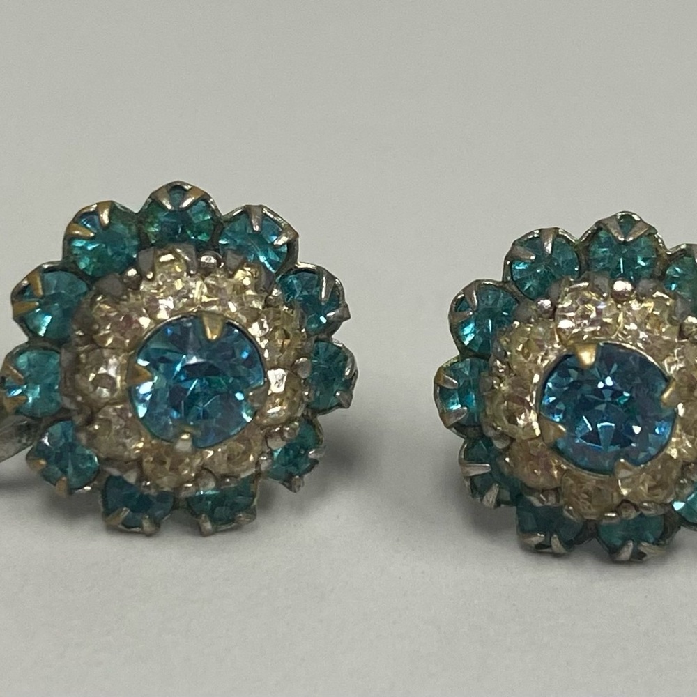 Dazzling Teal and Silver Crystal Screw-Back Vintage Earrings- Signed Kramer NY